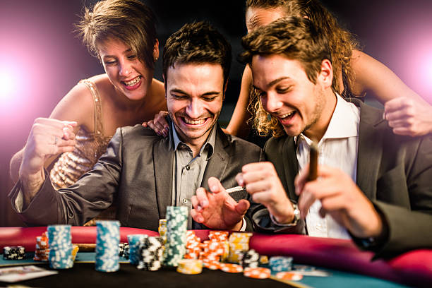 Poker table interface showing betting controls and player seating on melodi669